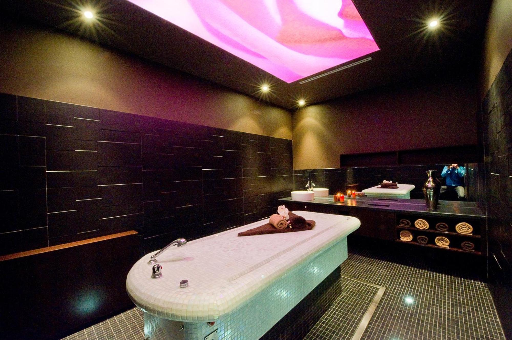 Ibis Styles Saint Julien En Genevois Vitam Neydens Exterior foto